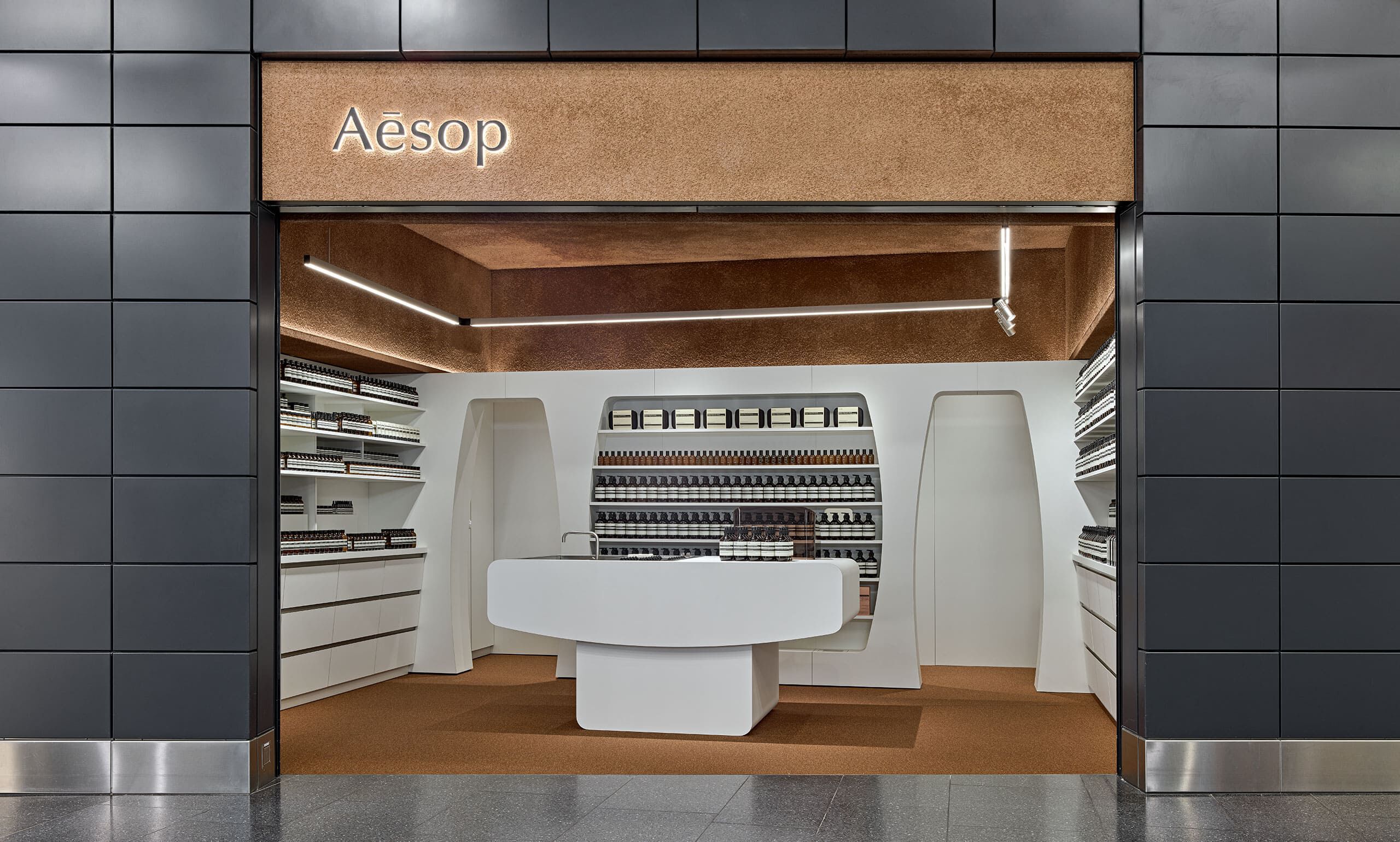 Decouvrez l'Armoire a Parfums